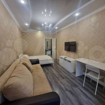 Сдается 1-комнатная квартира, 44 м²