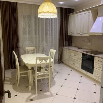 Сдается 2-х комнатная квартира, 68 м²