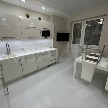 Сдается 2-х комнатная квартира, 75 м²