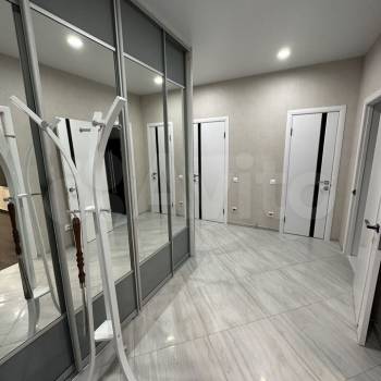 Сдается 2-х комнатная квартира, 75 м²