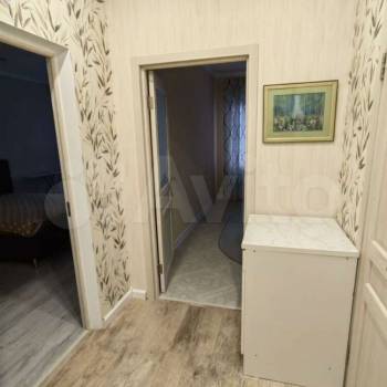 Продается 1-комнатная квартира, 46 м²