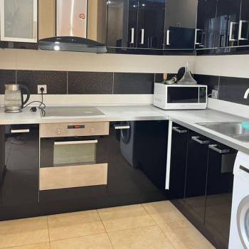 Продается 1-комнатная квартира, 42 м²