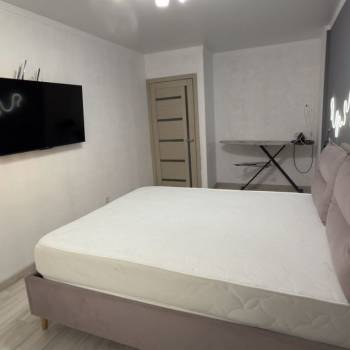 Продается 1-комнатная квартира, 38 м²