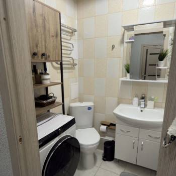 Продается 1-комнатная квартира, 38 м²