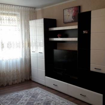 Сдается 1-комнатная квартира, 40 м²