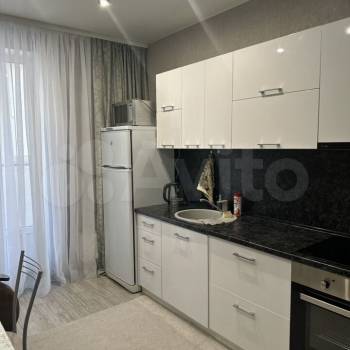 Сдается 1-комнатная квартира, 38 м²