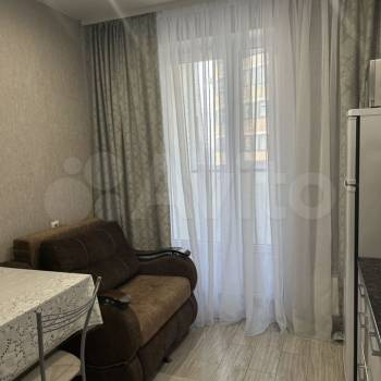 Сдается 1-комнатная квартира, 38 м²