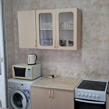 Сдается 1-комнатная квартира, 38 м²