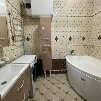 Сдается 2-х комнатная квартира, 70 м²