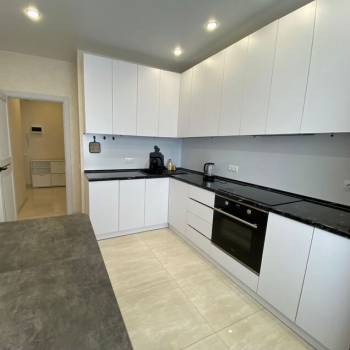 Сдается 2-х комнатная квартира, 65 м²