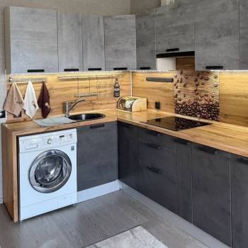 Продается 1-комнатная квартира, 50,6 м²