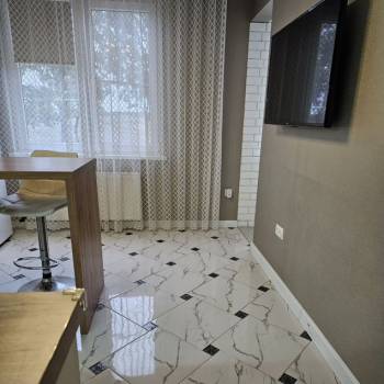 Продается 1-комнатная квартира, 33 м²