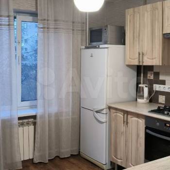 Сдается 1-комнатная квартира, 37,3 м²