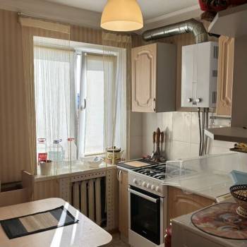 Продается 1-комнатная квартира, 32 м²