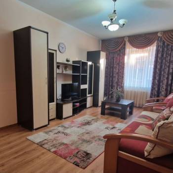 Сдается 2-х комнатная квартира, 58 м²