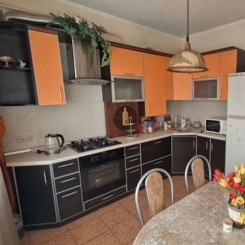 Сдается 2-х комнатная квартира, 58 м²