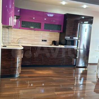 Продается 2-х комнатная квартира, 63 м²