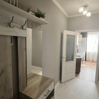 Продается 1-комнатная квартира, 37,5 м²