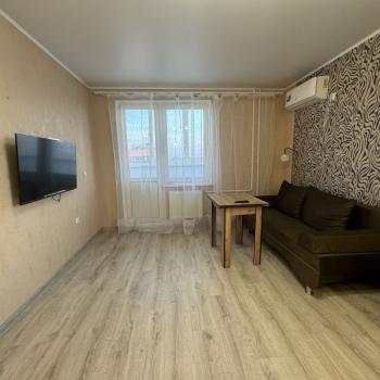 Сдается 1-комнатная квартира, 51 м²