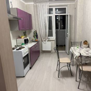Сдается 1-комнатная квартира, 48 м²