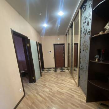 Сдается Многокомнатная квартира, 91,3 м²