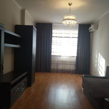 Сдается 2-х комнатная квартира, 70 м²