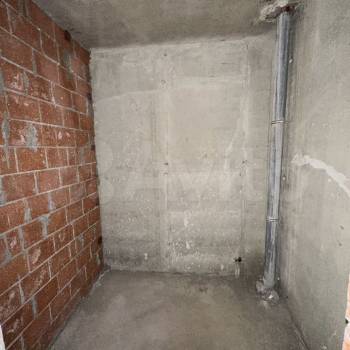 Продается 1-комнатная квартира, 36 м²