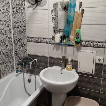 Продается 1-комнатная квартира, 36 м²