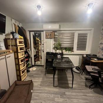 Продается 3-х комнатная квартира, 52 м²