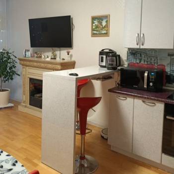 Продается 1-комнатная квартира, 46,8 м²