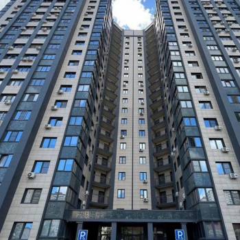 Продается 1-комнатная квартира, 46 м²