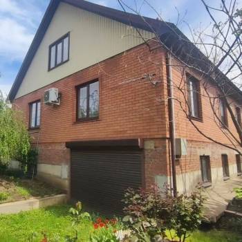 Продается Дом, 244 м²