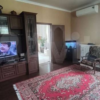 Продается Дом, 244 м²