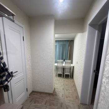 Сдается 1-комнатная квартира, 38 м²