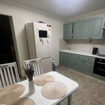 Сдается 1-комнатная квартира, 38 м²