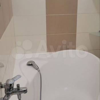 Сдается 2-х комнатная квартира, 64 м²