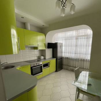 Сдается 1-комнатная квартира, 38 м²