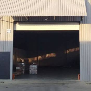 Сдается Нежилое помещение, 200 м²