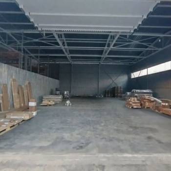 Сдается Нежилое помещение, 200 м²