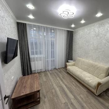 Сдается 1-комнатная квартира, 39 м²