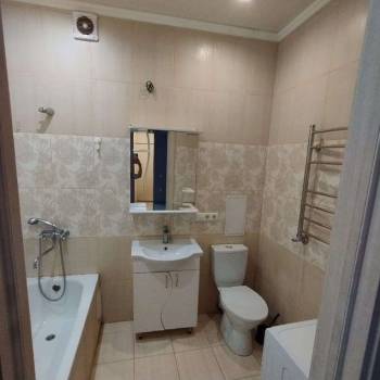 Сдается 1-комнатная квартира, 45 м²