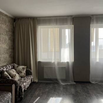 Сдается 2-х комнатная квартира, 60 м²