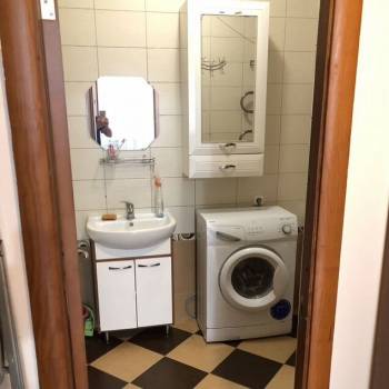 Сдается 1-комнатная квартира, 42 м²