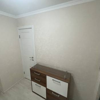 Продается 1-комнатная квартира, 37 м²