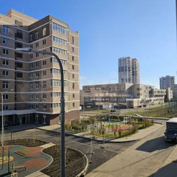 Продается 1-комнатная квартира, 41,1 м²