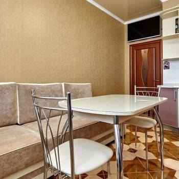 Продается 1-комнатная квартира, 48 м²