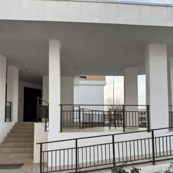 Продается 2-х комнатная квартира, 61,7 м²