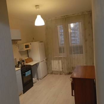 Сдается 1-комнатная квартира, 41 м²