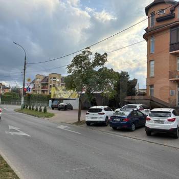 Продается Нежилое помещение, 267 м²