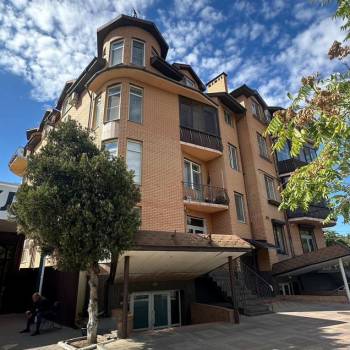 Продается Нежилое помещение, 267 м²